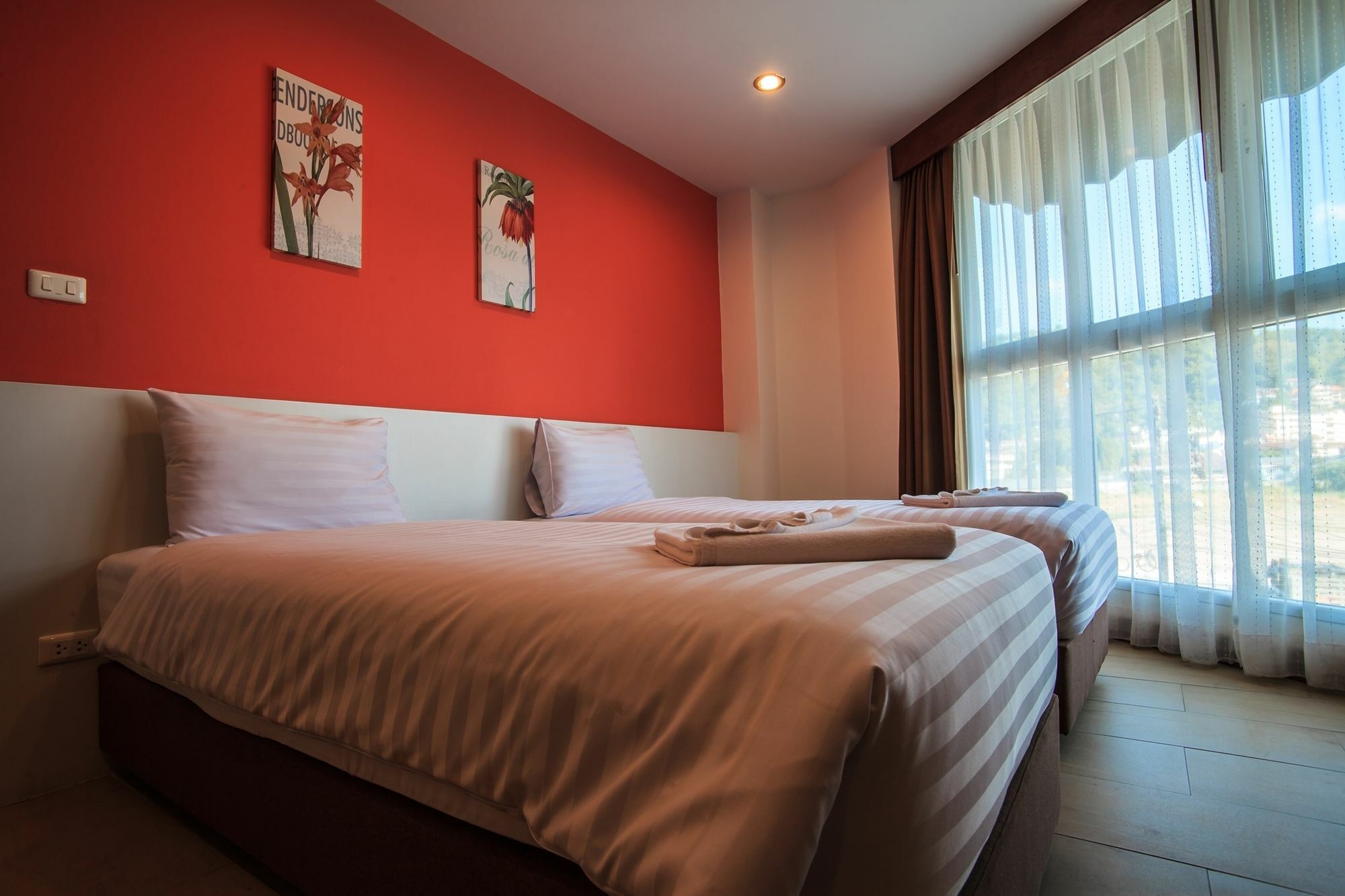 Paksaa Boutique Hotel Patong Kültér fotó