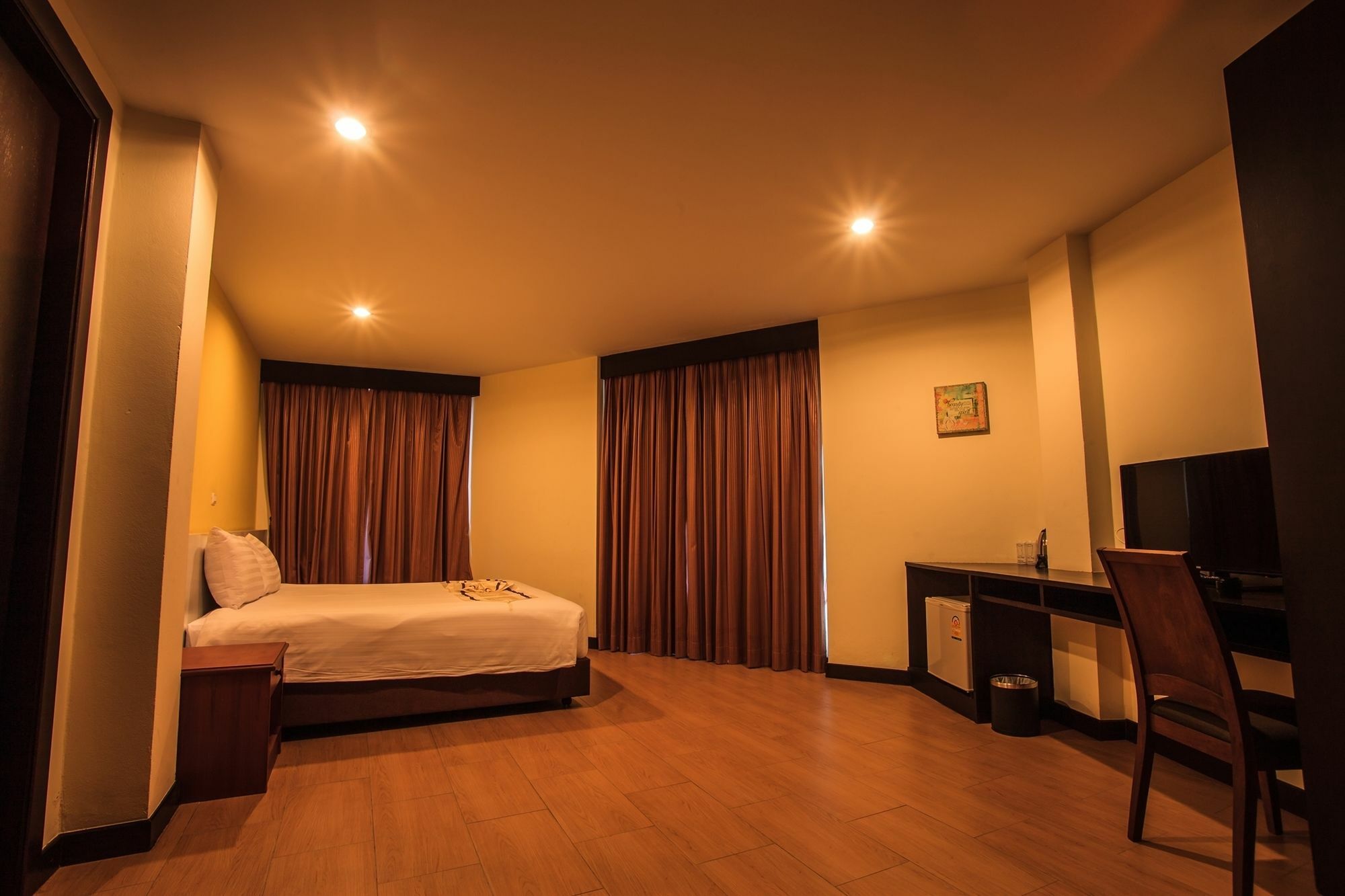 Paksaa Boutique Hotel Patong Kültér fotó